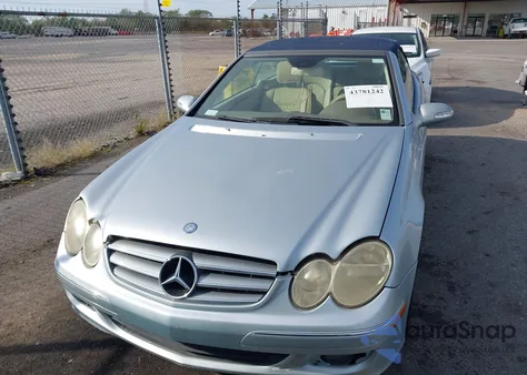 2008 Mercedes-Benz Clk 350 из США, поврежденный, VIN WDBTK56FX8T096969